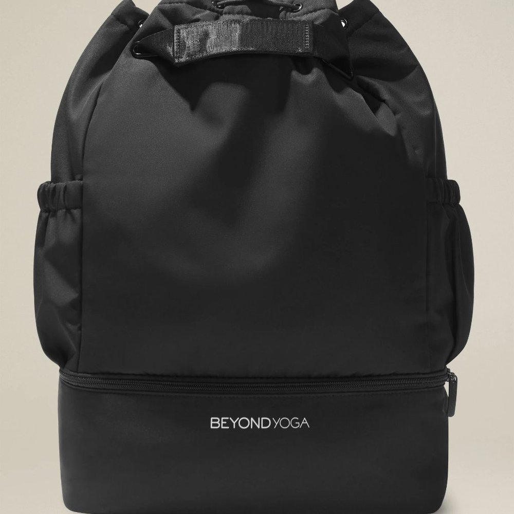 NWT Beyond Yoga Convertible Gym Bag